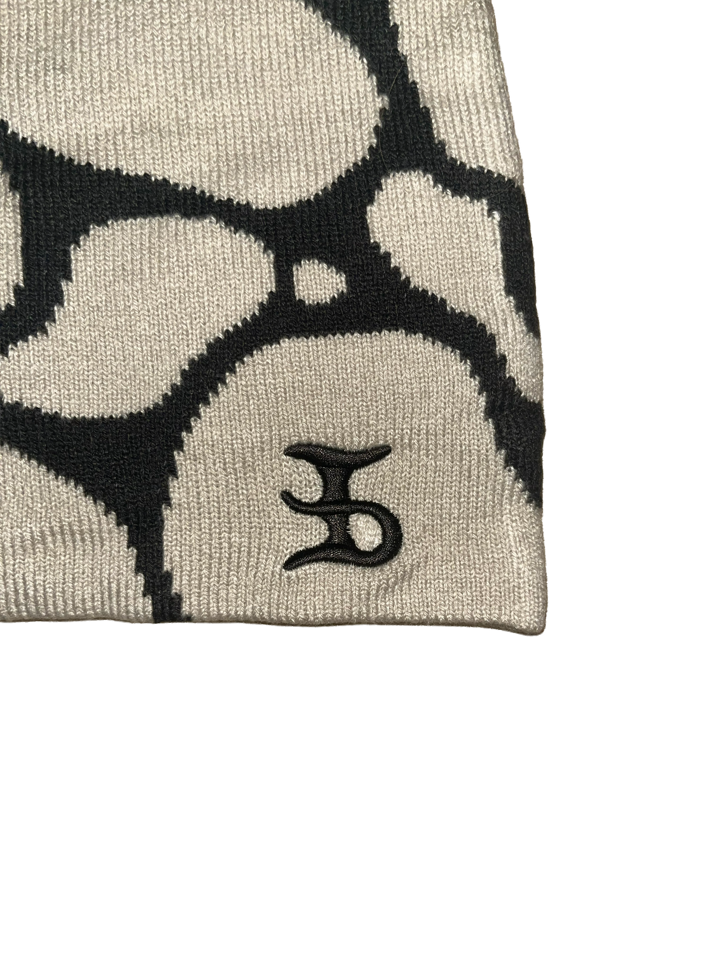 ALLUME ACRYLIC BEANIE